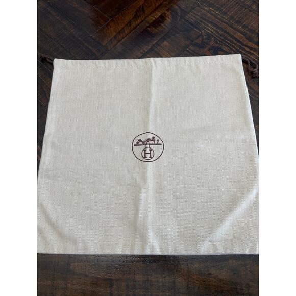 Hermes Dust Bag Beige 18 x 17 - Picture 1 of 2